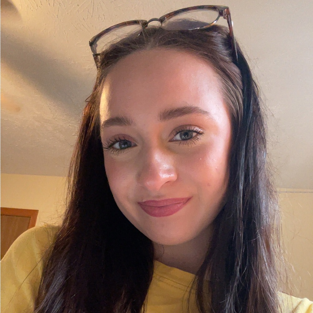 Meet your Posher, Ella